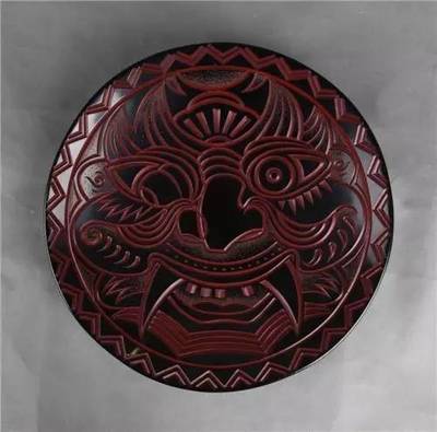 光影流轉(zhuǎn)憶風(fēng)骨——追憶工藝美術(shù)大師黃琦先生的跨界風(fēng)范